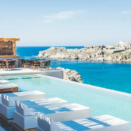 Super Paradise Hotel Hotel